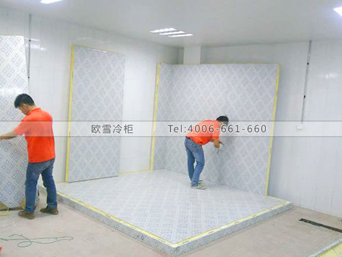 冷庫(kù)安裝.jpg 冷庫(kù)安裝.jpg