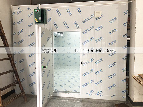 小型保鮮冷庫(kù)安裝.jpg 小型保鮮冷庫(kù)安裝.jpg